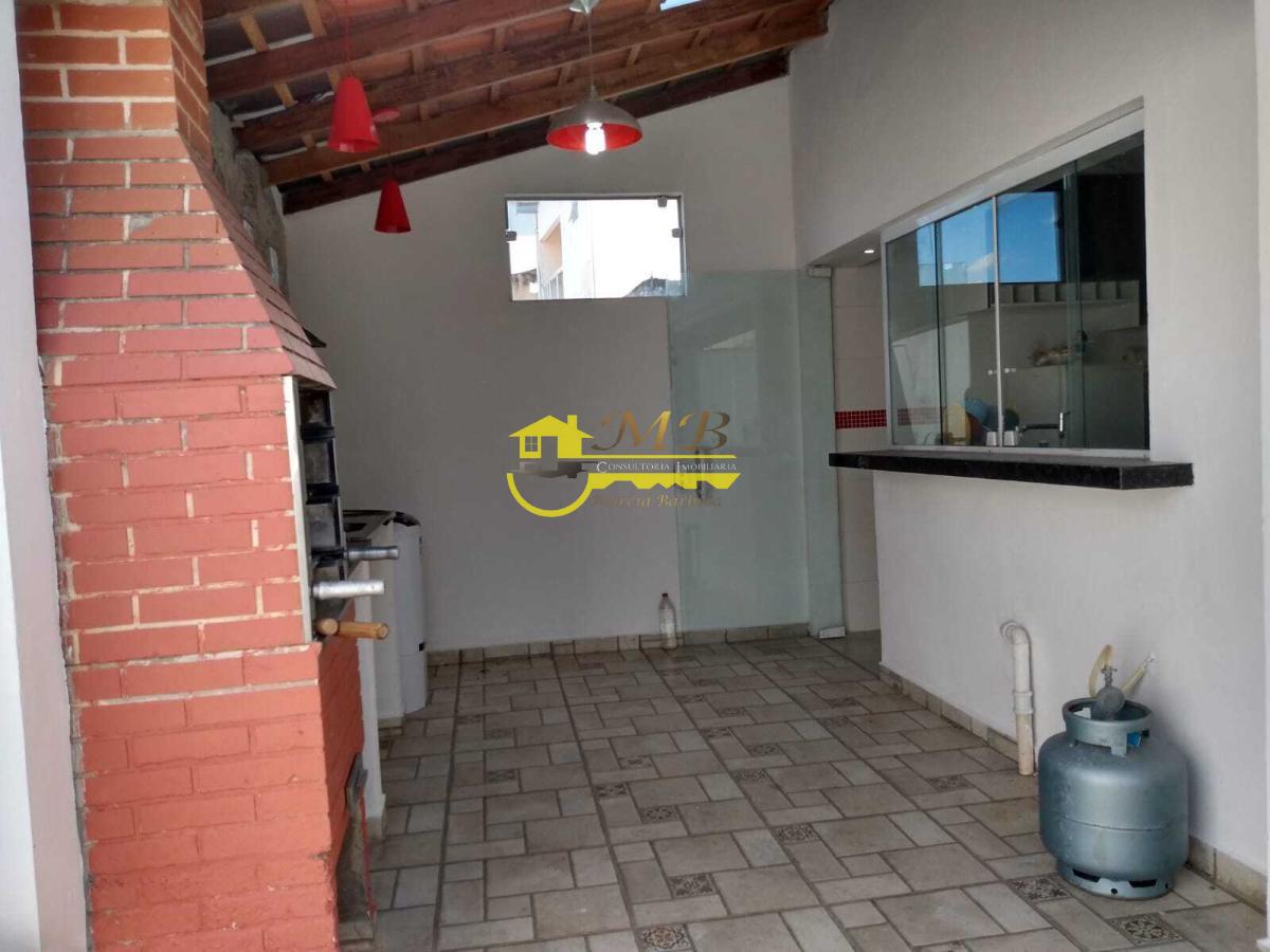 Casa à venda com 3 quartos, 218m² - Foto 18