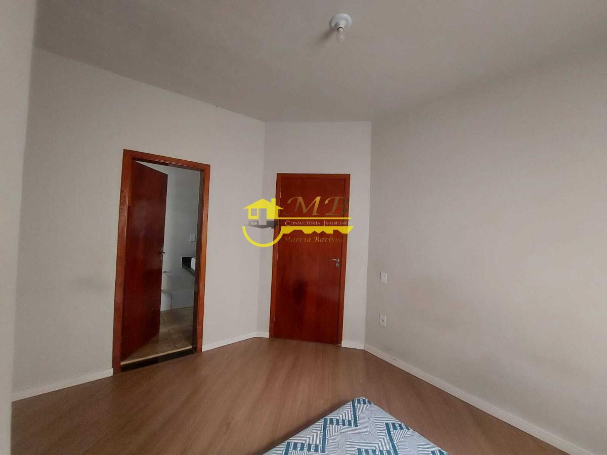 Casa à venda com 3 quartos, 180m² - Foto 5