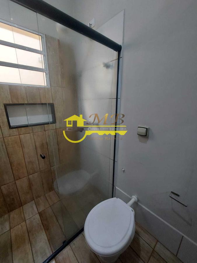 Casa à venda com 3 quartos, 180m² - Foto 14