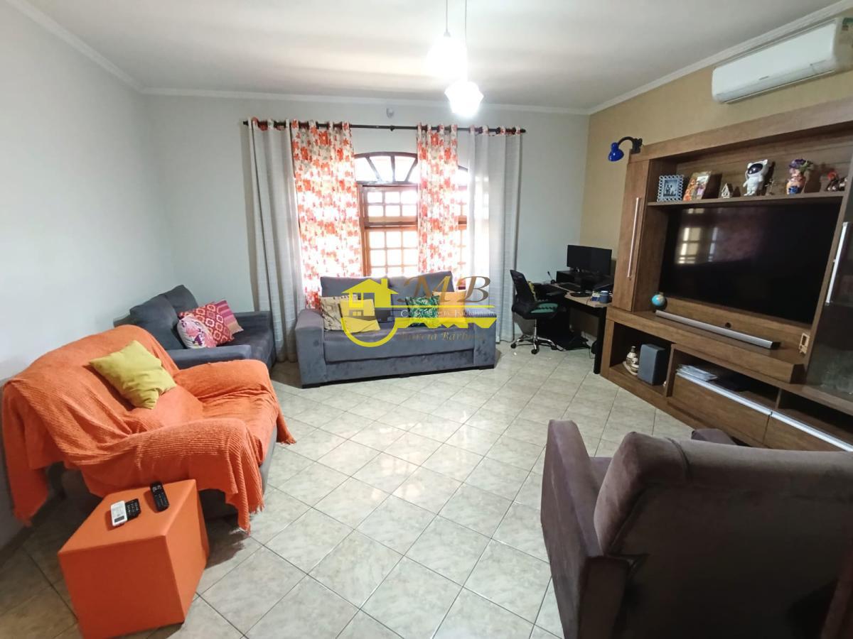 Casa à venda com 3 quartos, 360m² - Foto 5