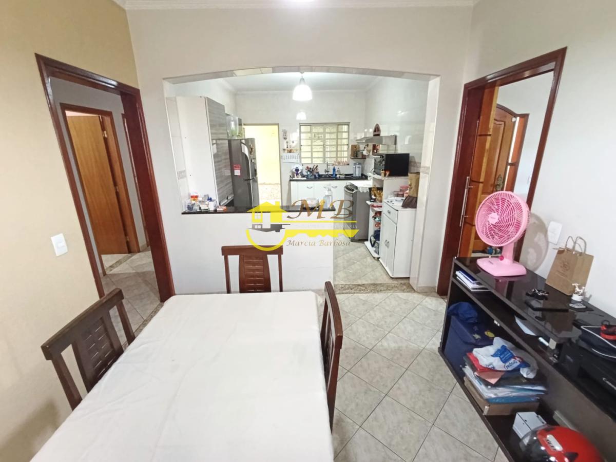 Casa à venda com 3 quartos, 360m² - Foto 6