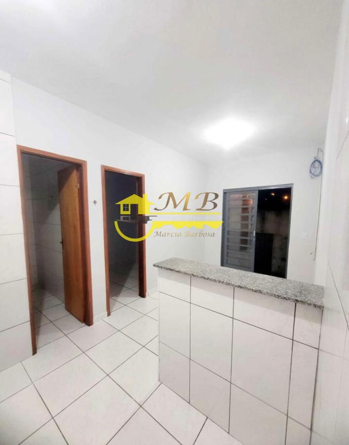 Casa à venda com 1 quarto, 350m² - Foto 9