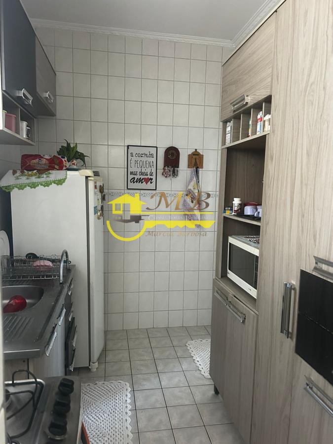 Apartamento à venda com 2 quartos, 60m² - Foto 10