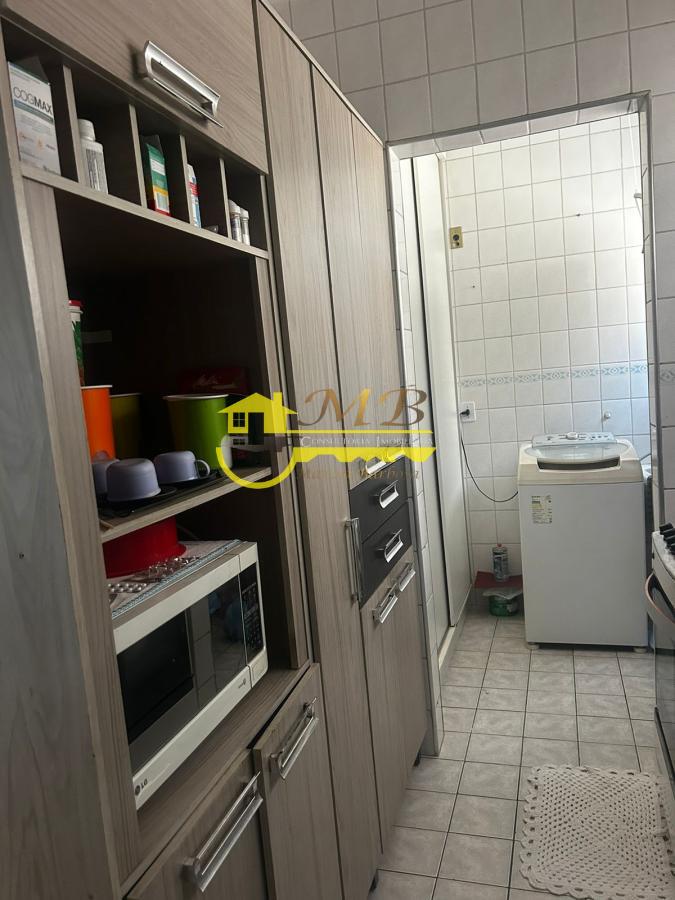 Apartamento à venda com 2 quartos, 60m² - Foto 11