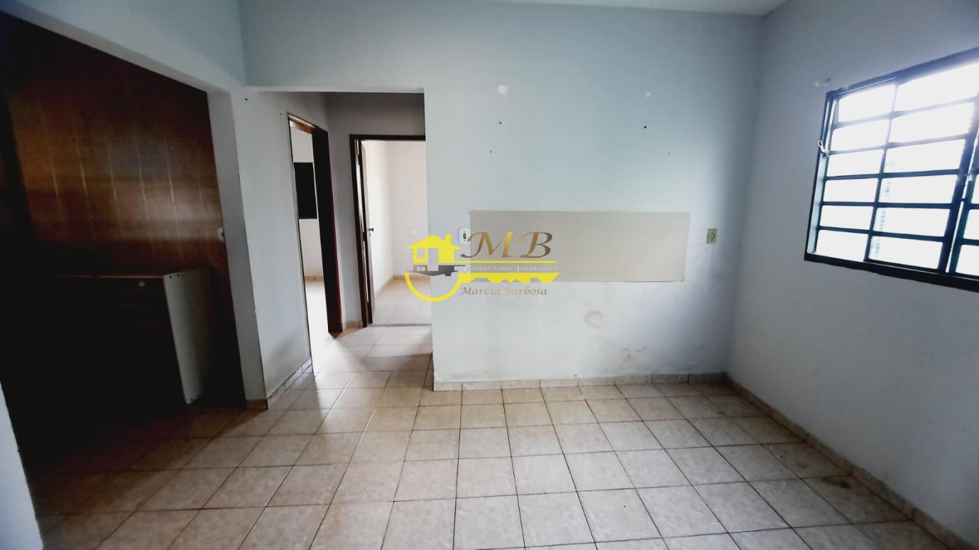 Casa à venda com 3 quartos, 250m² - Foto 9