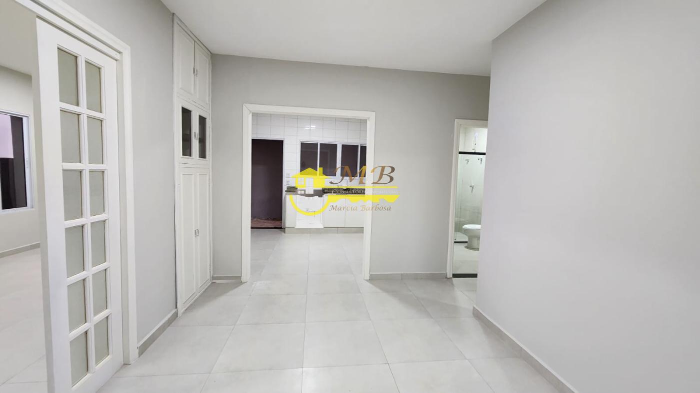 Casa à venda com 3 quartos, 277m² - Foto 10