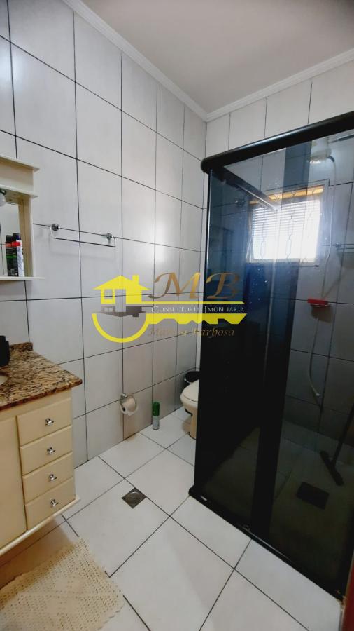 Casa à venda com 3 quartos, 270m² - Foto 15