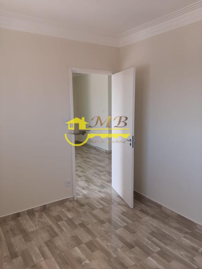 Casa à venda com 2 quartos, 200m² - Foto 10