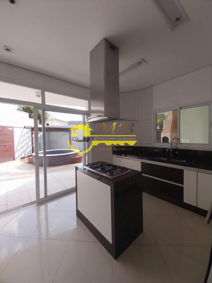 Casa à venda com 4 quartos, 315m² - Foto 9