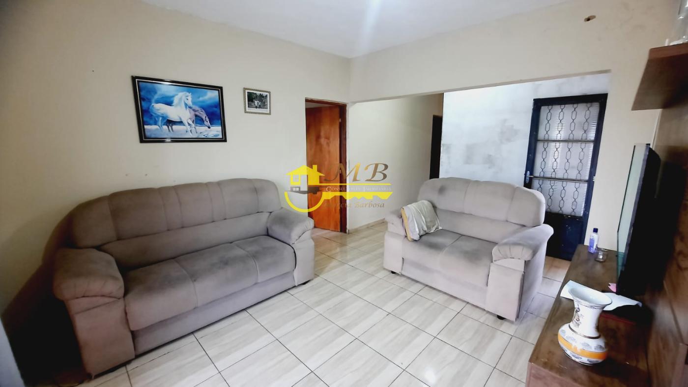 Casa à venda com 3 quartos, 200m² - Foto 4