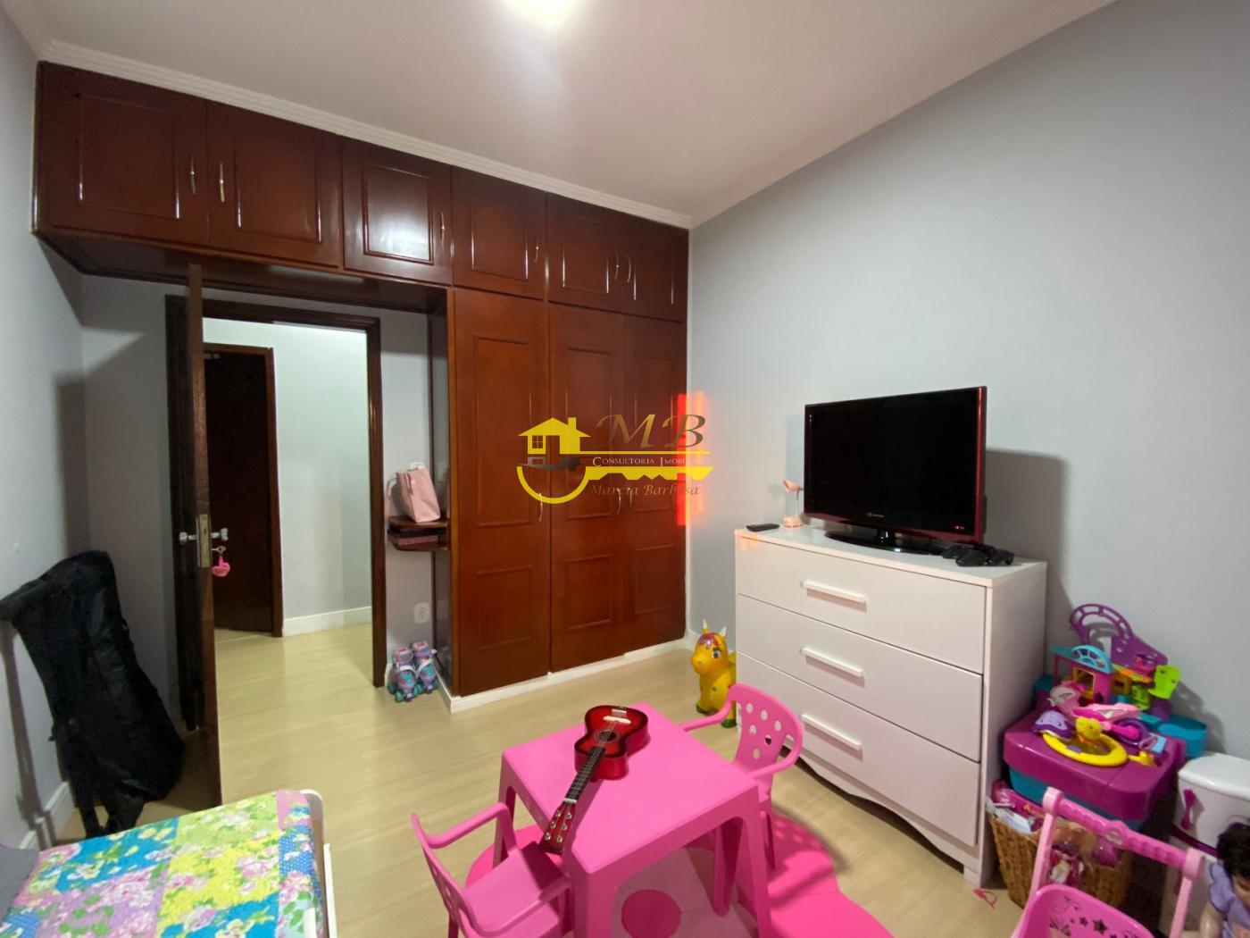 Casa à venda com 4 quartos, 360m² - Foto 14