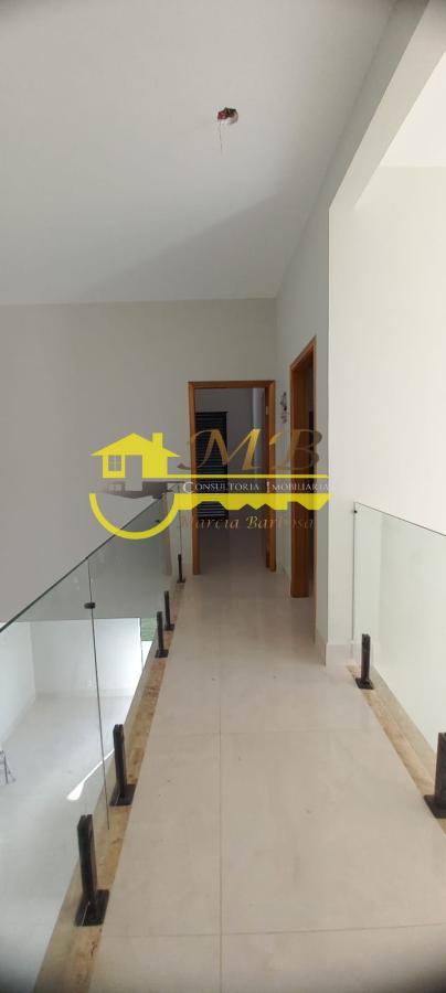 Casa à venda com 3 quartos, 250m² - Foto 14