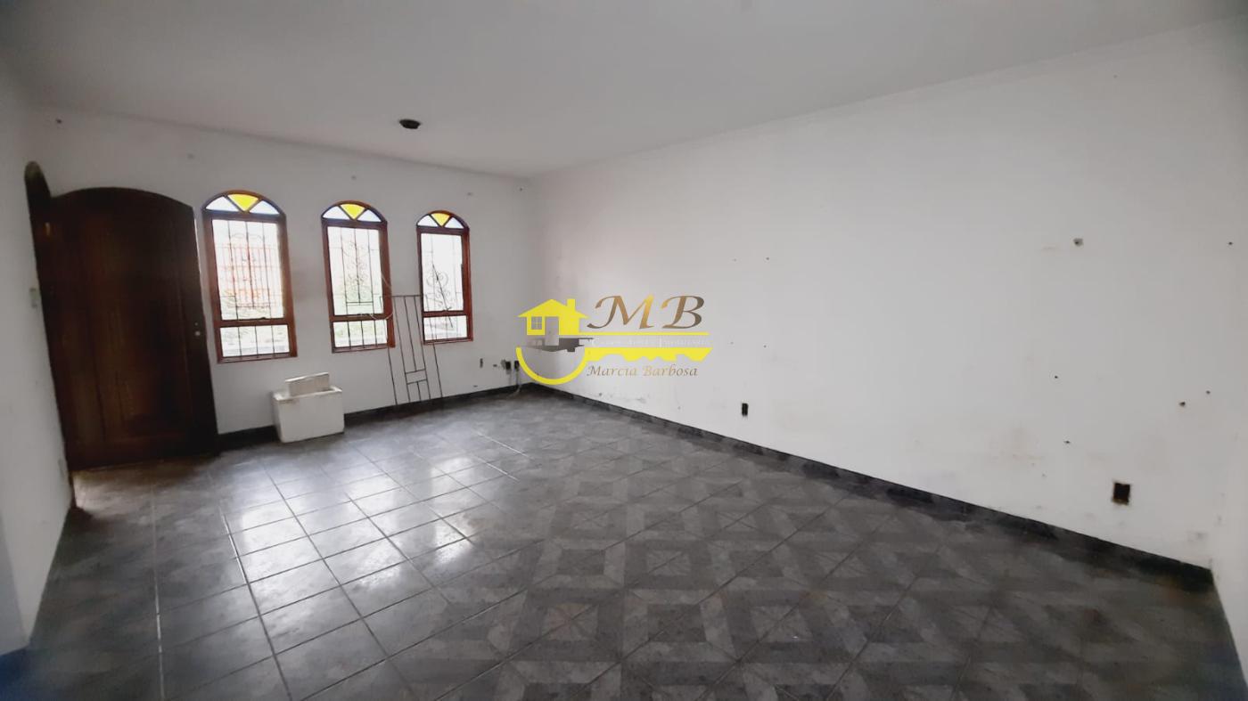 Casa à venda com 3 quartos, 270m² - Foto 5