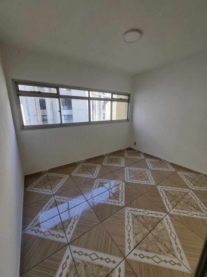 Apartamento à venda com 1 quarto, 34m² - Foto 1