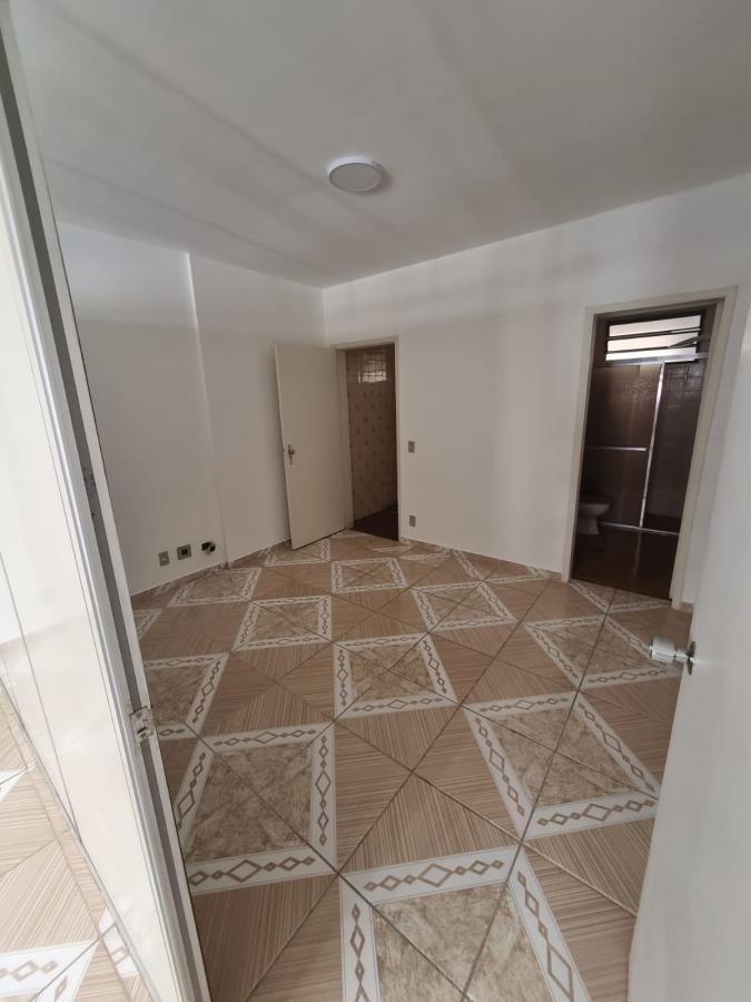 Apartamento à venda com 1 quarto, 34m² - Foto 4