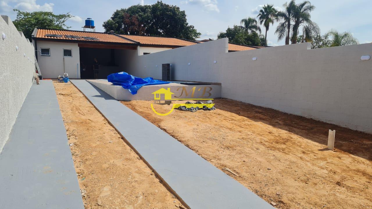 Chácara à venda com 2 quartos, 200m² - Foto 5