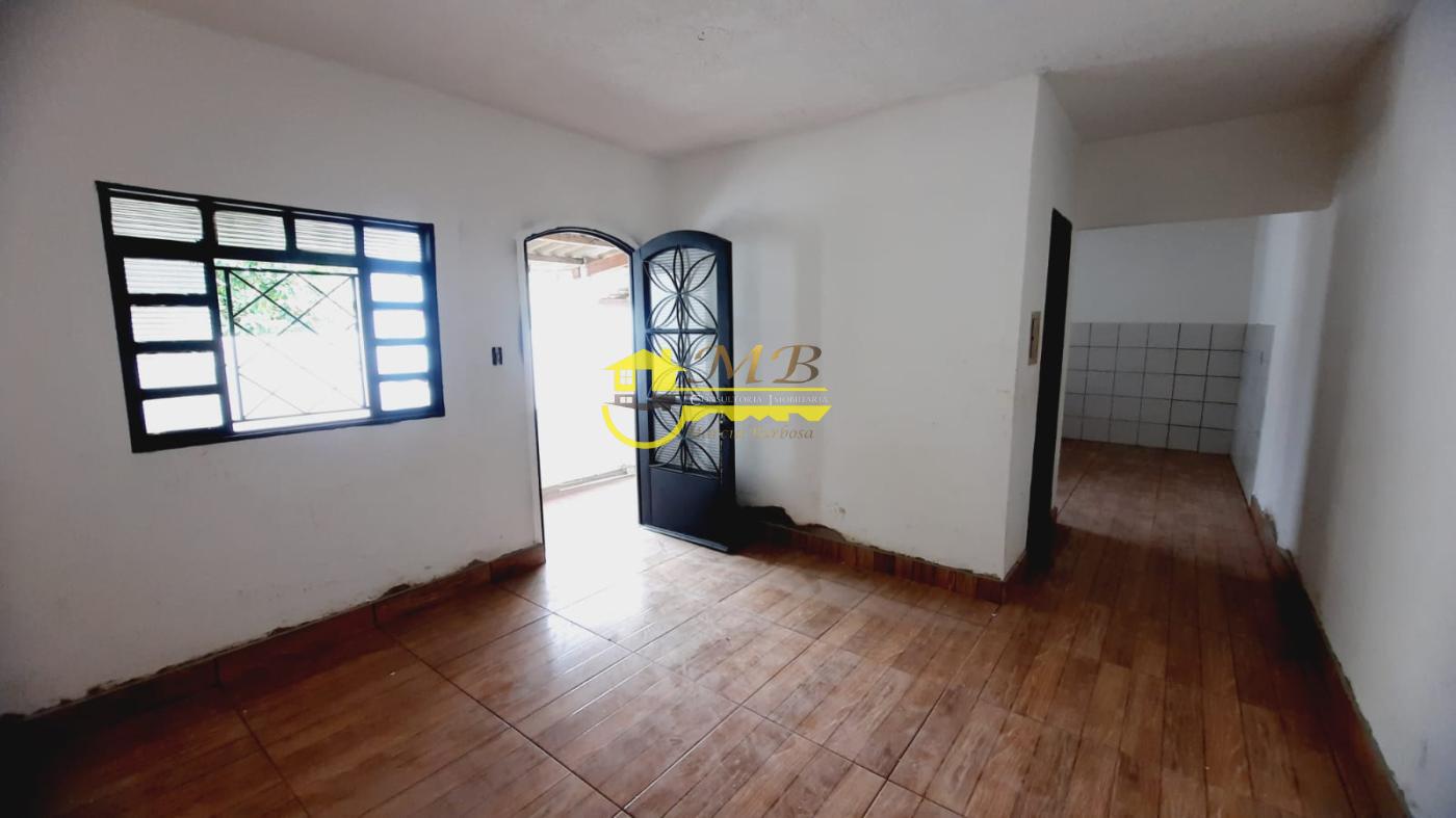 Casa para alugar com 3 quartos, 100m² - Foto 11